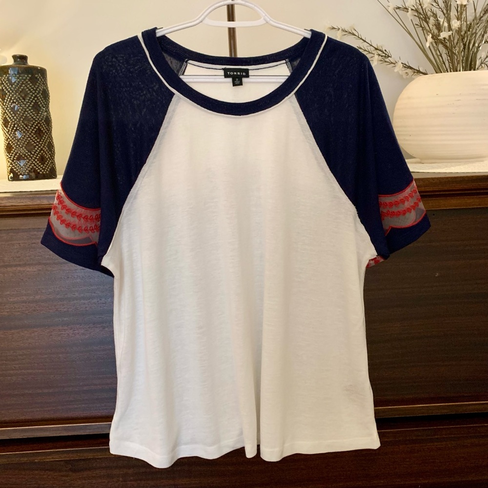 Torrid Embroidered Raglan T-Shirt, Size 2